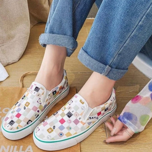 Color Checkerd Slip on Loafers